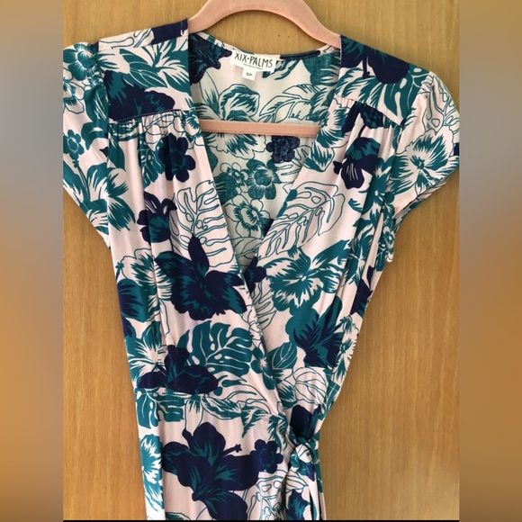 Anthropologie Wrap Maxi Dress, By XIX PALMS, Hawaii, Size S, Blue Floral - Picture 6 of 10